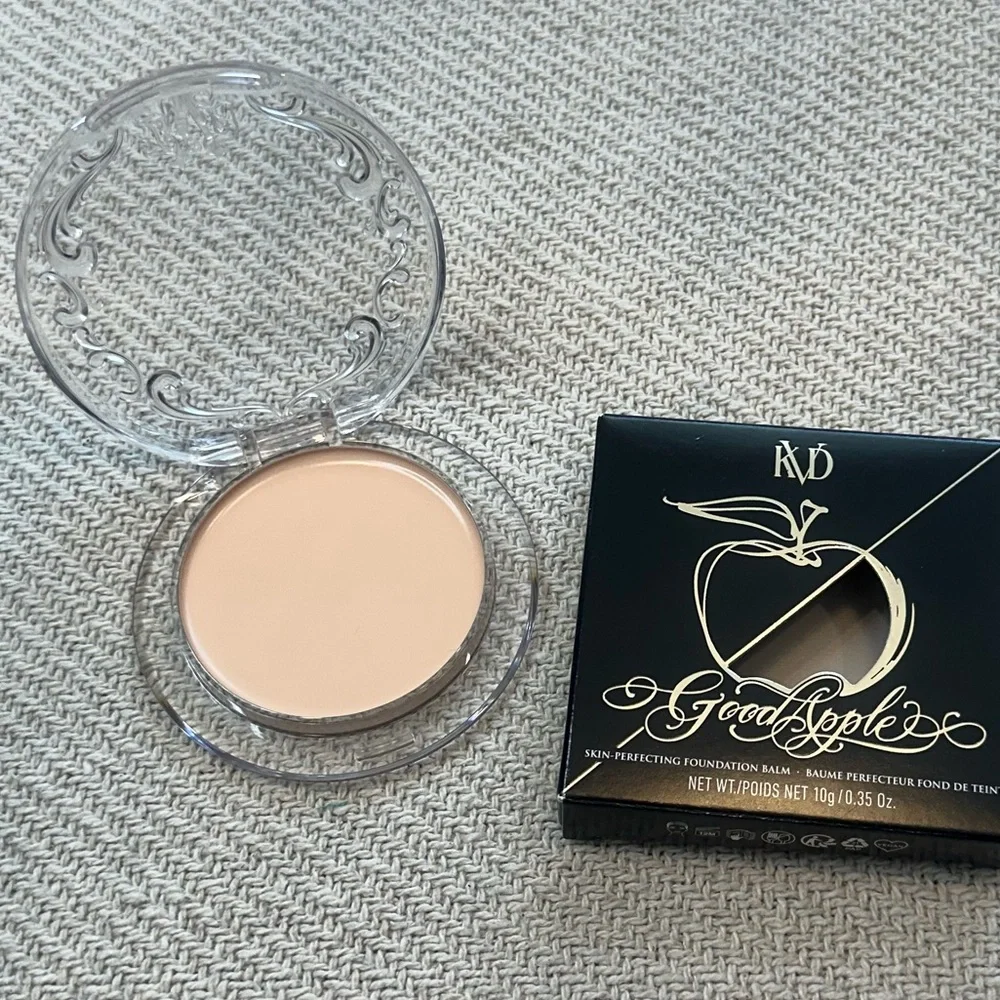NEW Kat Von D Skin Perfecting Foundation Balm Light 006 Makeup